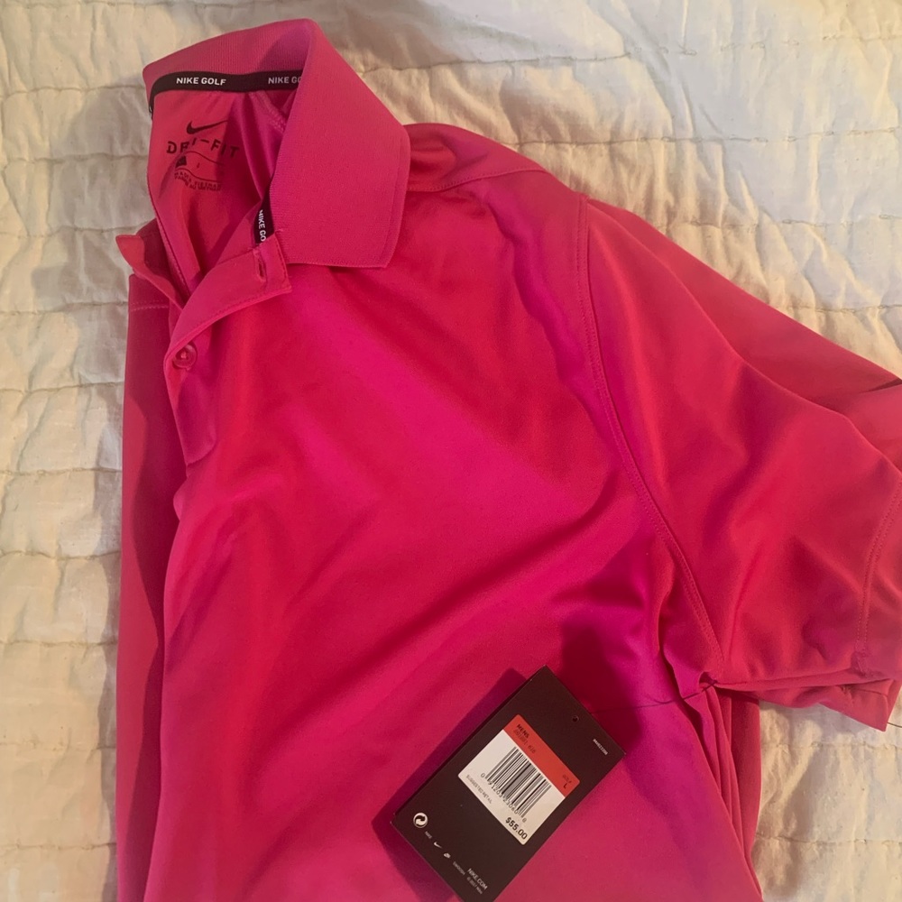 Never been worn Pink Nike dry fit